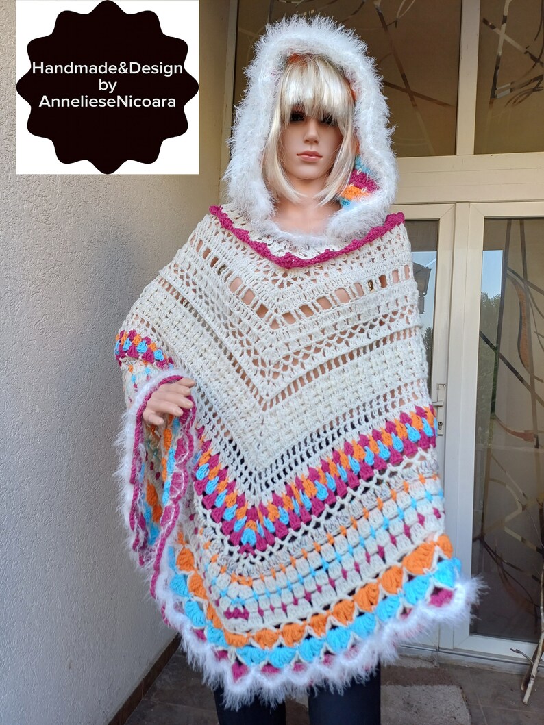 PONCHO met capuchon/gehaakte poncho met capuchon/wit, roze, oranje en blauwe wollen poncho/cadeau voor haar/3 seizoenen poncho afbeelding 4