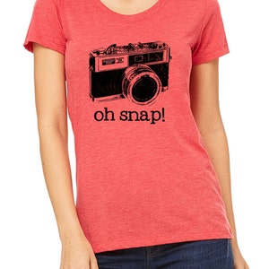 Camera T Shirt Oh Snap t shirt Womens photography t shirt image 4