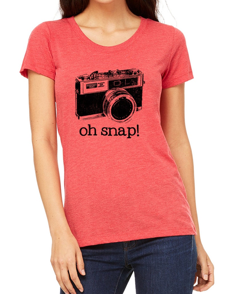 Camera T Shirt Oh Snap t shirt Womens photography t shirt image 4