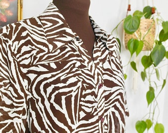 UK20, Animal Print Shirt, Sheer Polyester Blouse, Button Front Shirt, 80s Clothing, Summer Cover Up, Your Sixth Sense, Plus Size Vintage