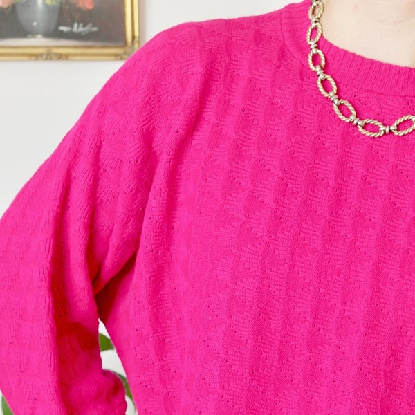 Neon Pink Jumper, Pink Knit Sweater, Preppy Vintage, UK10-12 Bright Pink Knit, Thin Acrylic Knitwear, Colourful Vintage, Batwing Sleeves