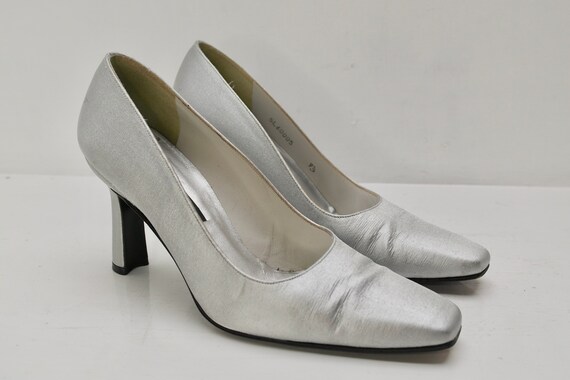 Silver Heel Shoes, Stuart Weitzman Heels, Ladies … - image 4