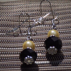 Halloween Pearl and Black Skeleton Necklace Set image 4