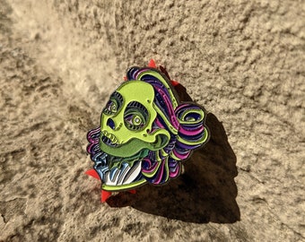 Zombae Glow in the Dark Pin | Zombie Girl Collectable Metal Pin | Soft Enamel Pin-Up | Fantasy Gift | Gift for Horror Fan | Skull SPFX Pin
