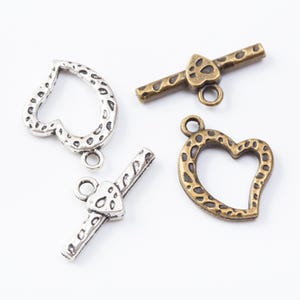 lead and nickel free---50sets 25x17mm antiqued silver/bronze heart toggle clasps zinc alloy charms findings