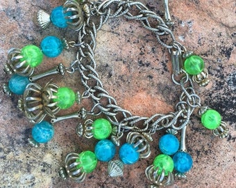 Vintage 1960s Turquoise and Peridot Glass Charm Bracelet