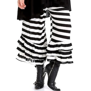 Black and White Striped Bloomer Pants Black and White PantalOOns Striped Bloomers Striped Pants Ruffle Pants