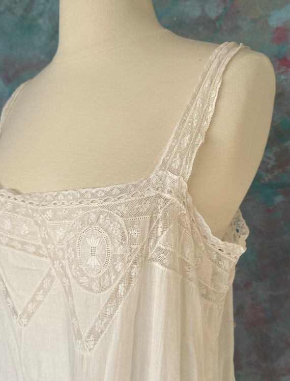 1900s Antique Edwardian White Netted Lace Onesie … - image 4