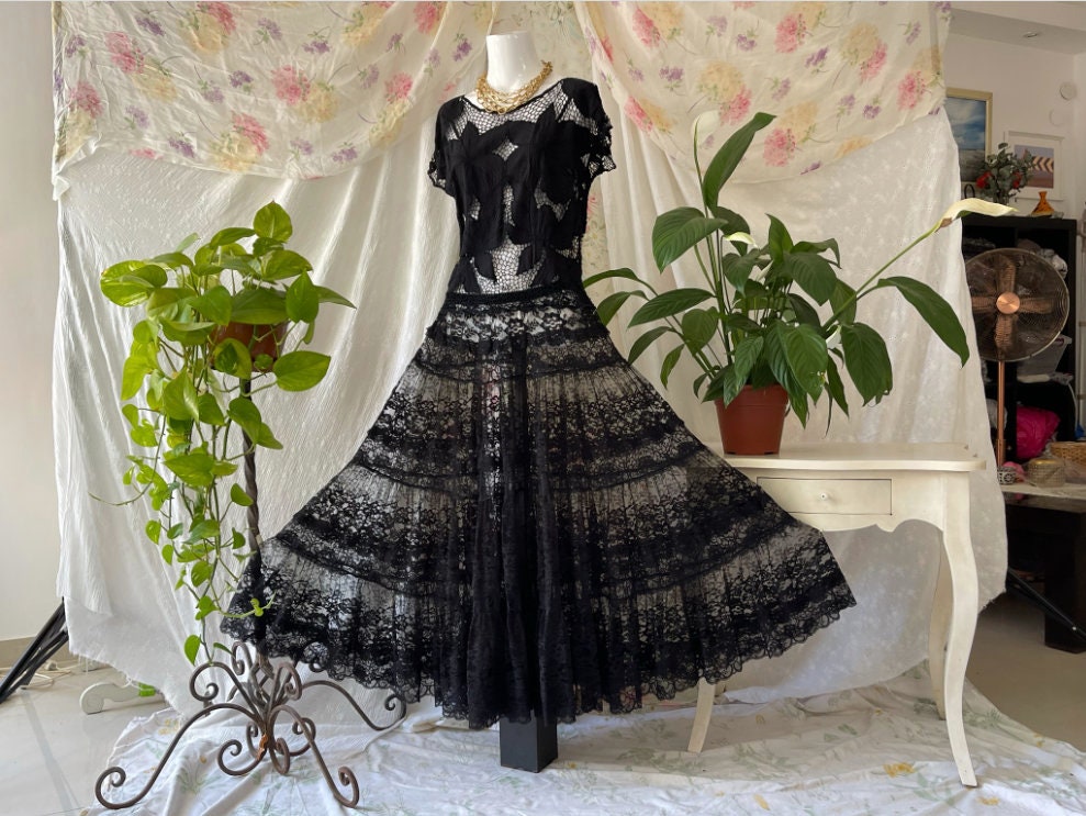 Ellinor Lace Maxi Skirt Vintage Black