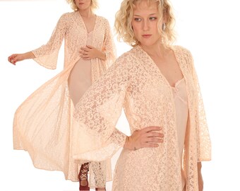 Vintage 1950s Peachy Pink Lace Bell Sleeve Maxi Duster Robe