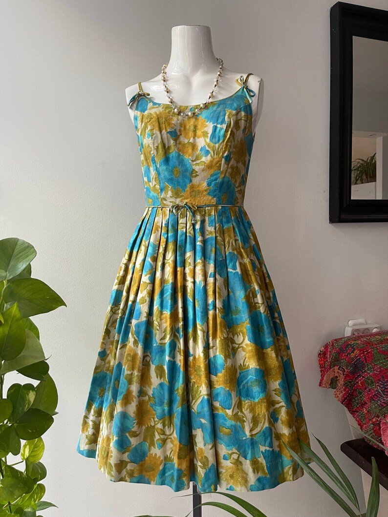 Vintage 1950s Sundress l 50s Turquoise and Gold Spaghetti Strap Fit ad Flare Full Skirt Day Dress image 4