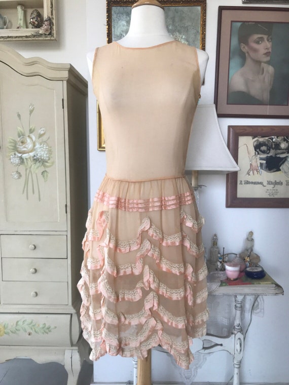 Antique 1920s Sheer Peach Edwardian Lace Ruffled … - image 8