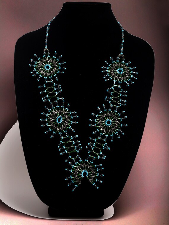 エメラルドのビーズネックレス ヴィンテージ ターコイズとエメラルドのビーズネックレス - Etsy 日本