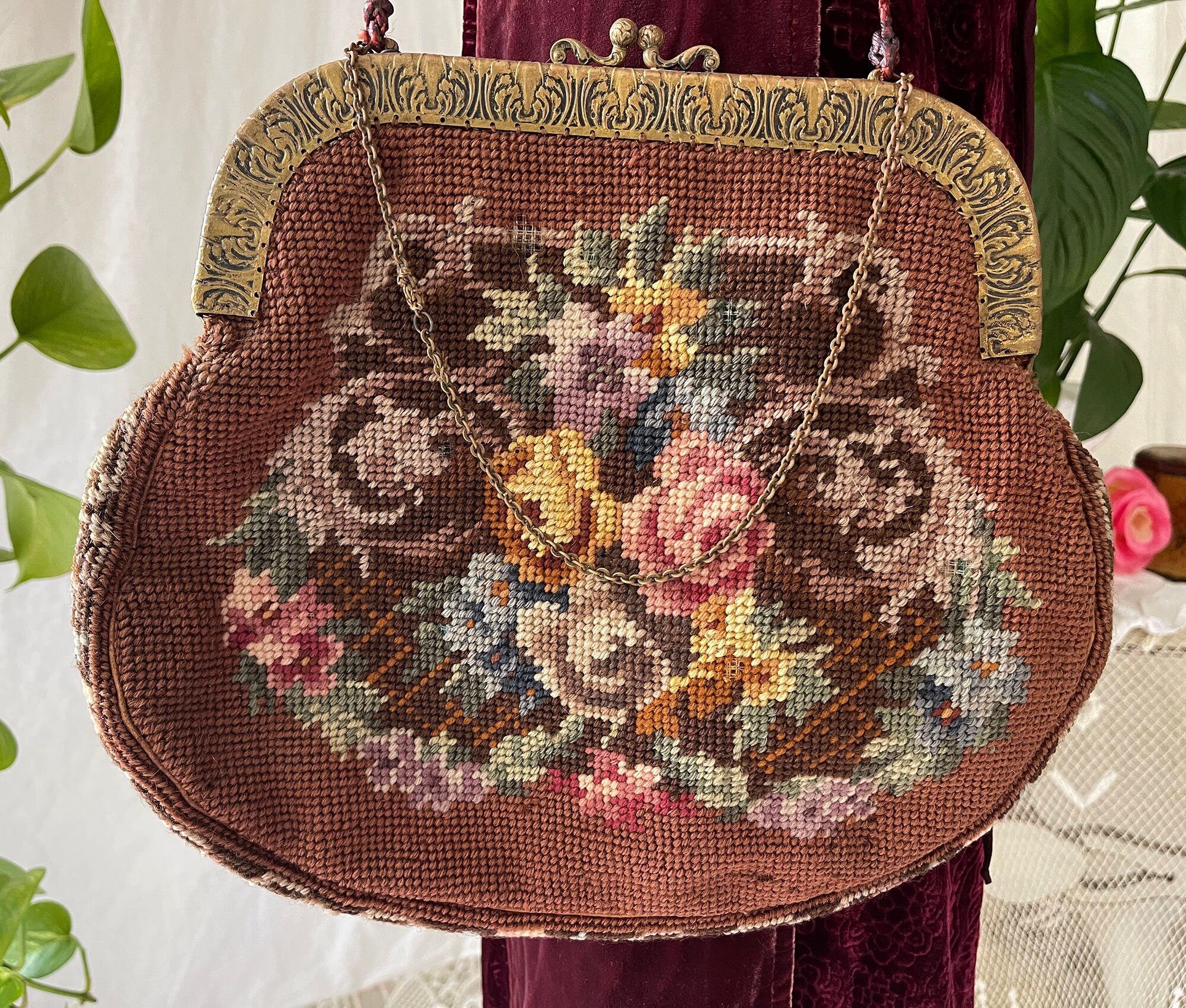 Vintage Ladies' Needlepoint Handbag/Purse – Williamsburg Antique Mall