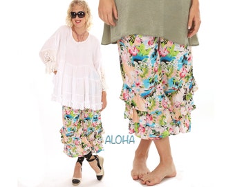 Pink Hawaiian PantalOOn Bloomers Pants. Only pair! L-XL