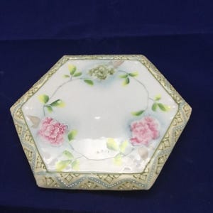 Vintage Hand Painted Porcelain Tea Trivet from Japan, C1910-1930
