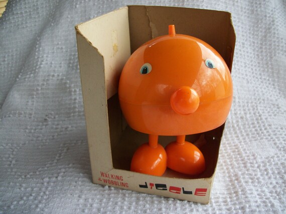 wiggle wobble toy