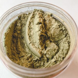 Yellow Ochre Mica - Morphs in CP - Ethically Sourced and Cruelty Free