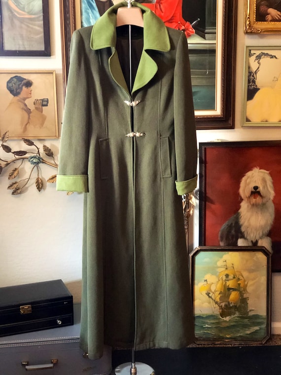 Vintage 2 Tone Olive Green Trench Coat with Rhines