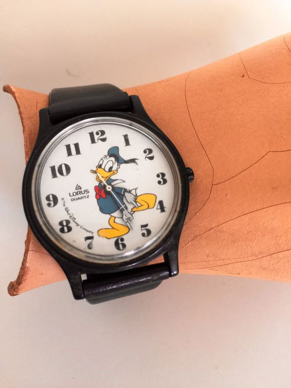 lorus donald duck watch