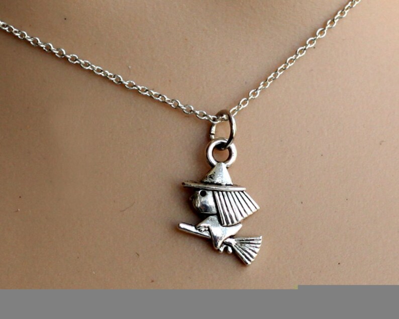 Silver witch necklace Clearance