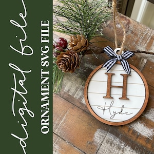 Shiplap Monogram Ornament SVG-bestand