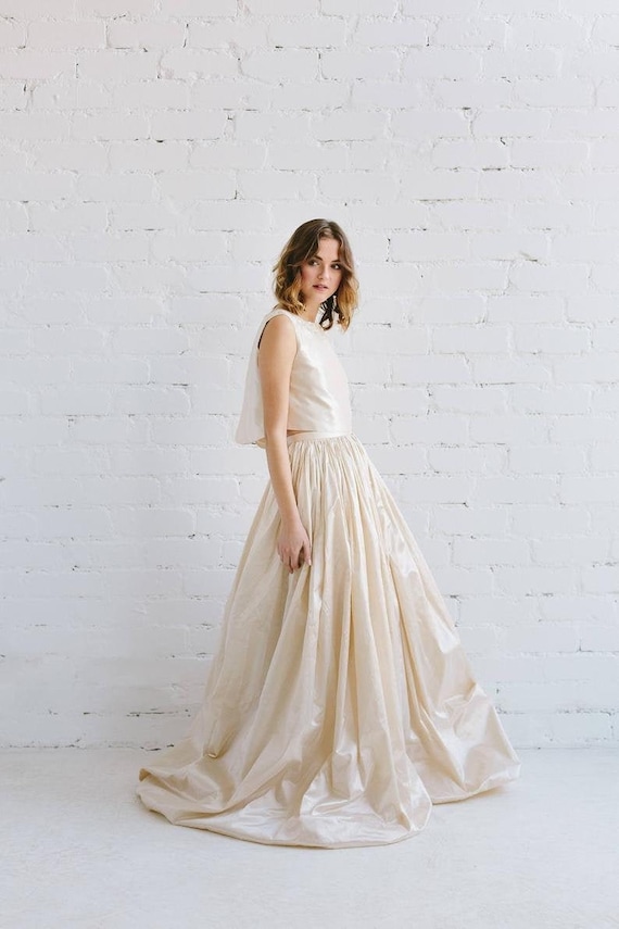 Silk taffeta wedding clearance dress