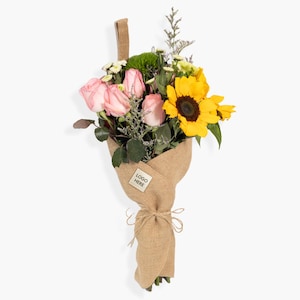 Custom Burlap Bouquet Bags | Rustic Eco-Friendly Flower Packaging | Wedding & Farmhouse Style Floral Wrap | Wholesale Bulk