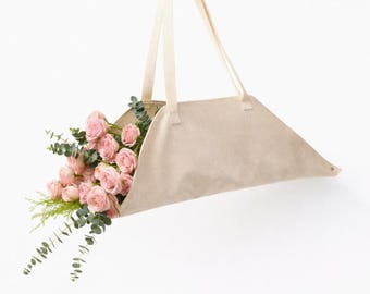 Custom Waterproof Tote ,Canvas Bouquet Bag with Logo: Reusable Floral Carrier (A4 Print)