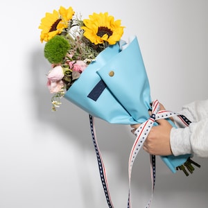 Luxury Faux Leather Bouquet Bags | Waterproof Custom Logo Floral Wrap | Premium Wedding & Gift Flower Packaging