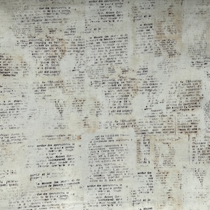 Love Paris Love Notes French Couture Carta da giornale Emily Adams per Wild Apple Tessuto di design 100% cotone Fat Quarter Fuori catalogo Raro