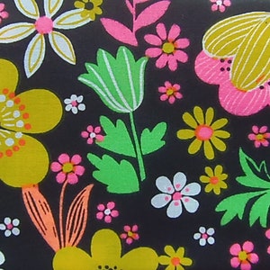 Neon Retro Mid-Century Modern Flowers Floral Novelty Quilter&#39;s Showcase Fabric 100% Cotton Fat Quarter Out of Print
