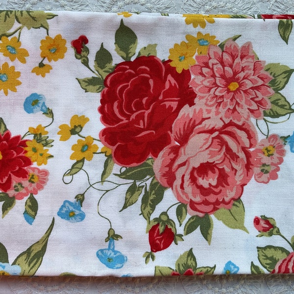 The Pioneer Woman Sweet Rose Vintage Floral Designer Fabric 100% Premium Cotton Fat Quarter Out of Print Rare