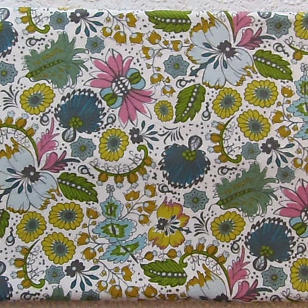 Rare Anna Maria Horner Folksy Flannel Jewel Garden Flowers 100% Cotton FLANNEL Fat Quarter 2009 New Out of Print Extremely Hard to Find