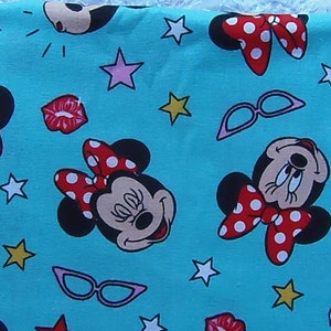 Minnie Mouse Retro Glamour Glasses & Bows Disney Fabric 100% Cotton Fat Quarter Rare Out of Print