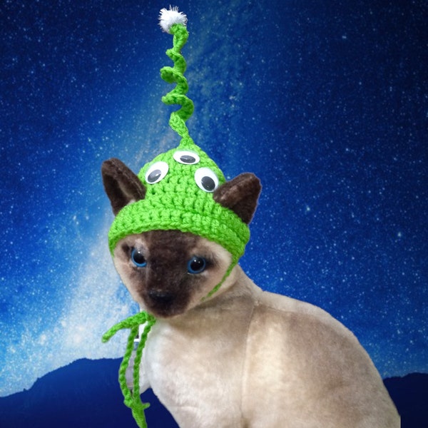 Alien Hat for Cat, Kitten, or Small Dogs  Perfect for Pet Photos and Halloween Costume