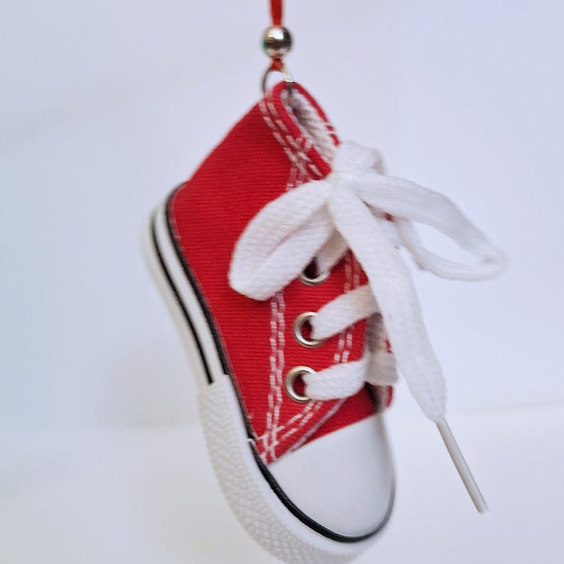 Small High Top Shoe Ornaments, Mini Canvas Lace Up Shoe Ornament, Assorted Colors, Cute Christmas Ornament, Package Gift Wrap Decor Red