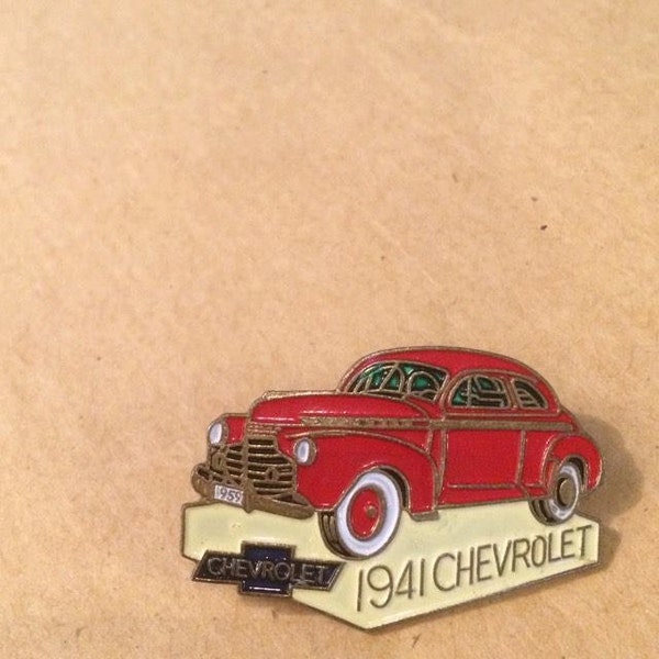 ON SALE // Vintage Chevrolet Lapel Pin