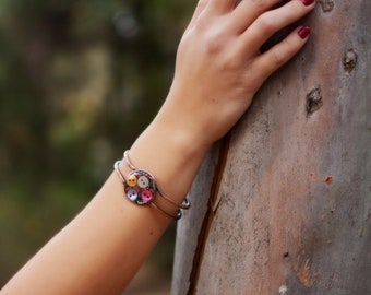 Bracelet coloré de résines de boutons, bracelet fait main, cadeau unique, art grec