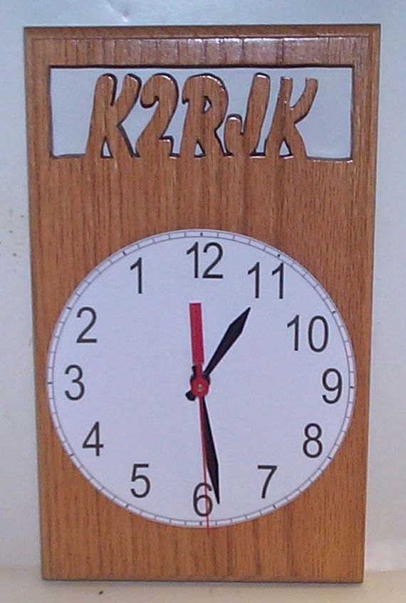 The Lefty or Aka the BASSACKWARDS Clock - Etsy