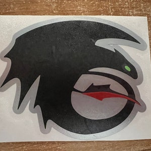 Silver Backing Tri Color Night Fury Dragon/Dragon How to Train Your Dragon Toothless Vinyl Decal