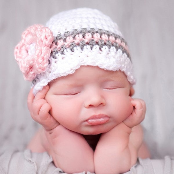 Baby Girl Hat, Newborn Photo Prop, Infant Hat, Children's Hat, Coming Home Hat, Crochet Baby Hat, New Baby Gift, Baby Girl, Infant Baby Hat