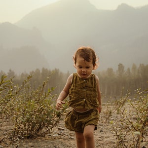 Kids linen tank top, linen top made in Australia, linen vest, kids tank top, baby linen clothes, gender neutral linen summer clothes image 3