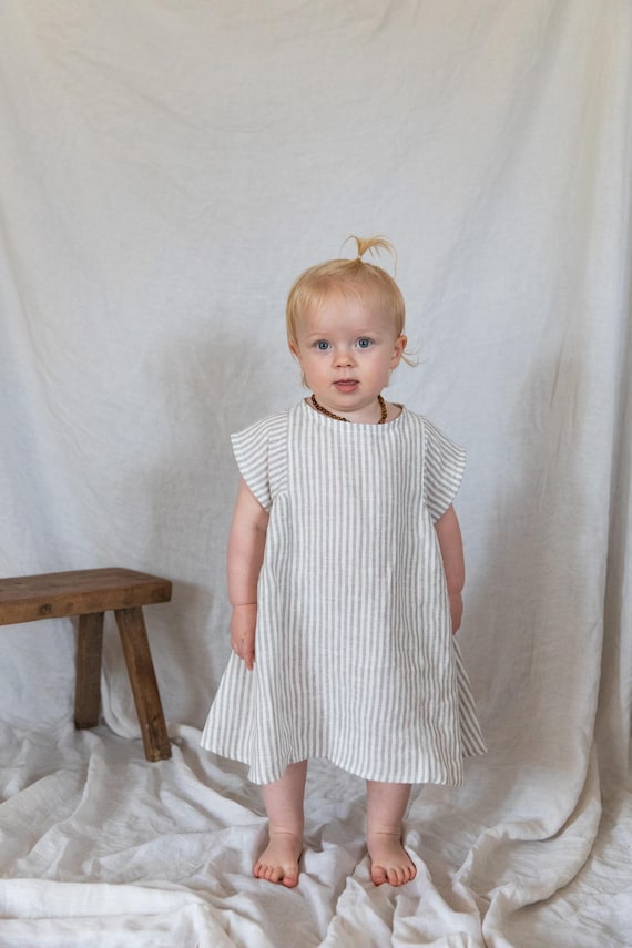 Robe en lin pour fille robe en lin pour bebe vetements en lin pour bebe fille robes pour filles robe d ete robe en lin robe de bapteme tailles 0 6 ans Etsy