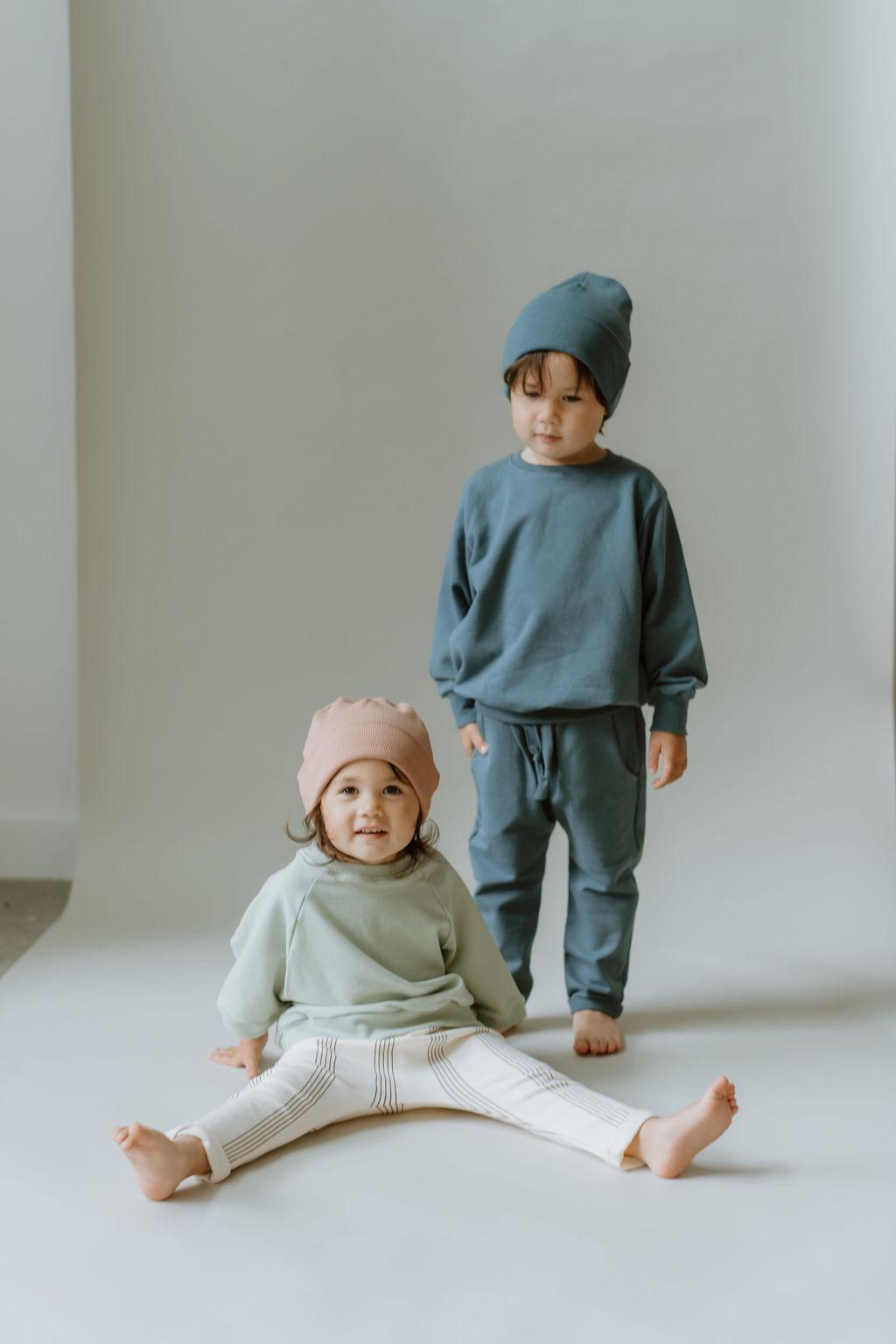 kinderloungeset, kindersweater en joggingbroek, babysweatshirt, oversized sweater, babyronde hals, kindertrui, babytrainingsbroek 0-6 jr