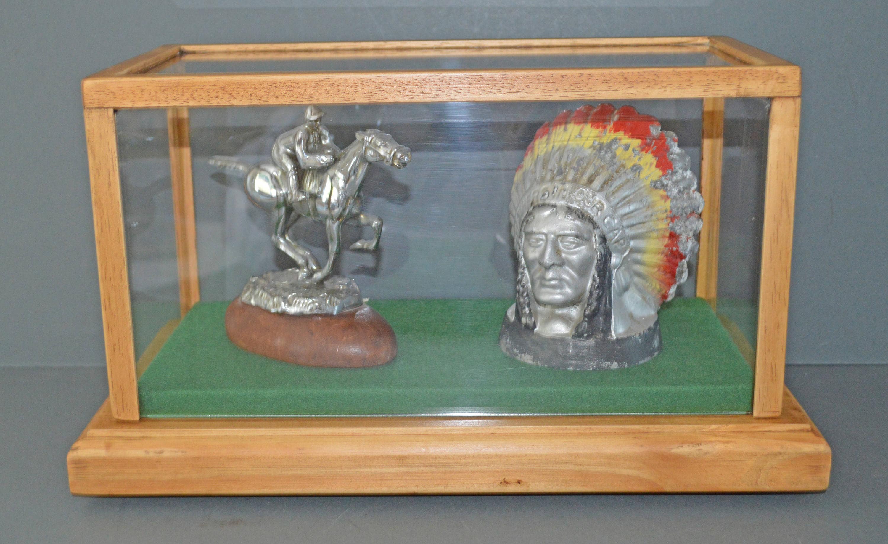 New Table Top Display Case / With Wooden Base Suit Etsy