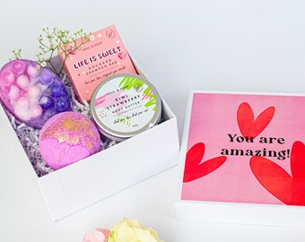 You are Amazing Gift Set For Woman Mum Bath Bomb Fizz Bath Set Vegan Pampering Pamper Hamper Pampering Beauty Spa Kit Bath Care Package