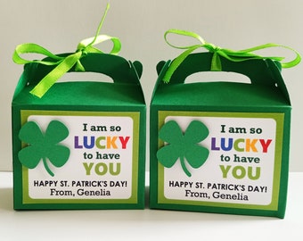 St. Patrick's Day boxes / St. Patrick's Day favors / St. Patrick's party favors / St. Patrick's Day treat boxes / Shamrock favor / Set of 10