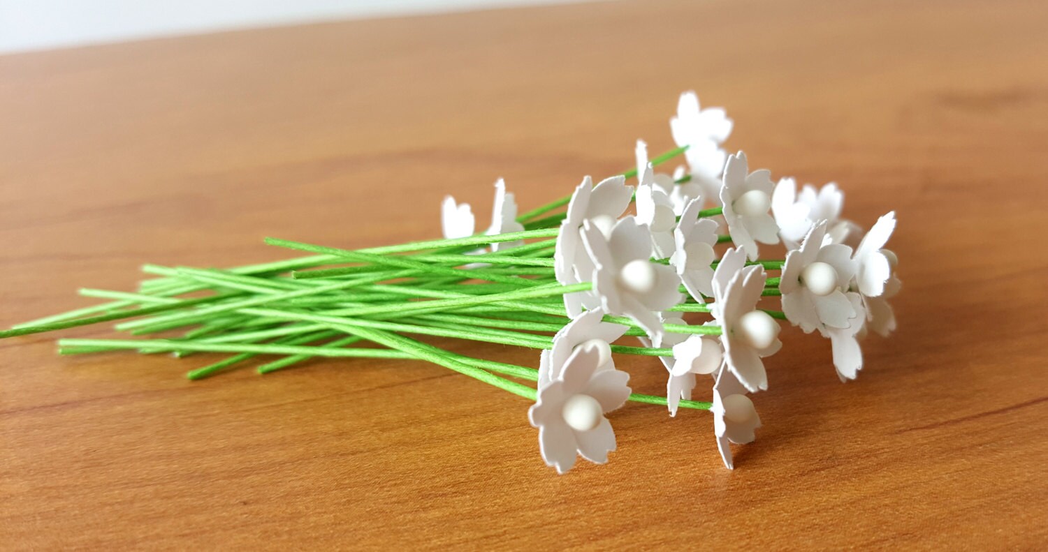 100 Miniature White Paper Flowers / 5mm white flowers Etsy