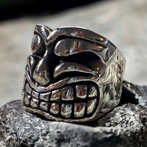 Thirteen Designs MAD FACE Skull Ring y2k